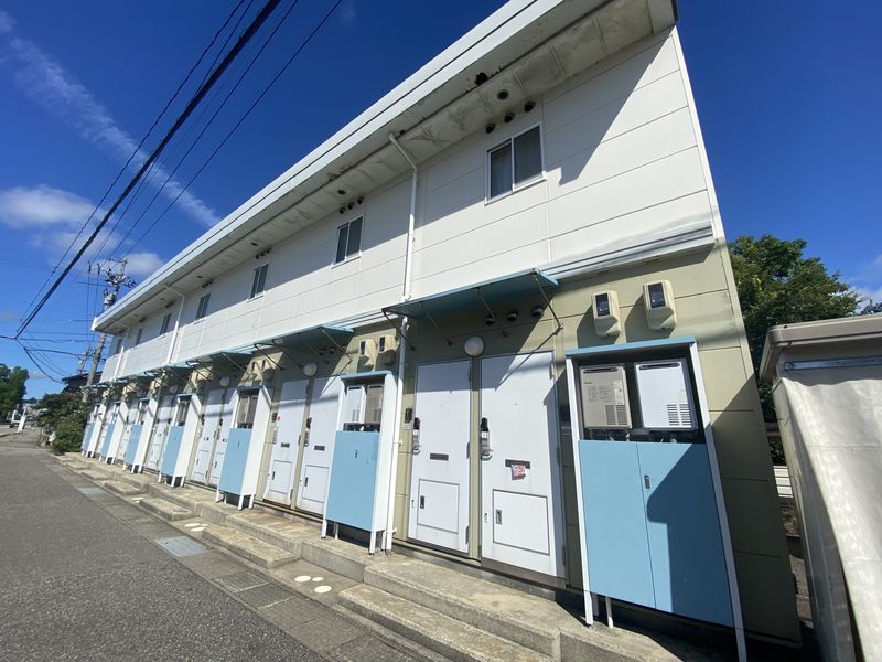 レオパレス横浜Ⅱ 外観