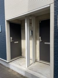 レオネクストアビイロード エントランス