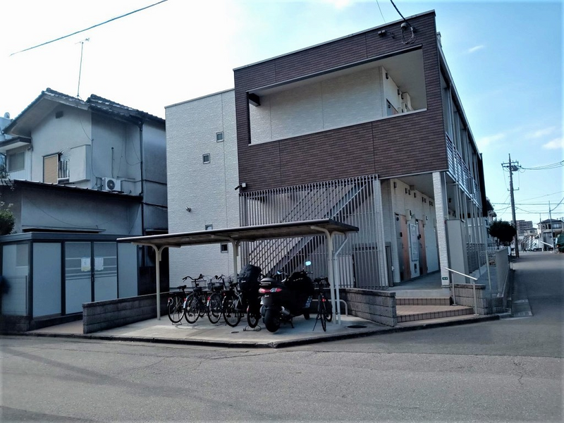 CLEINO Motosannyonyo Lối vào