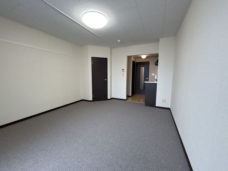 LEONEXT Les Marnies 客厅