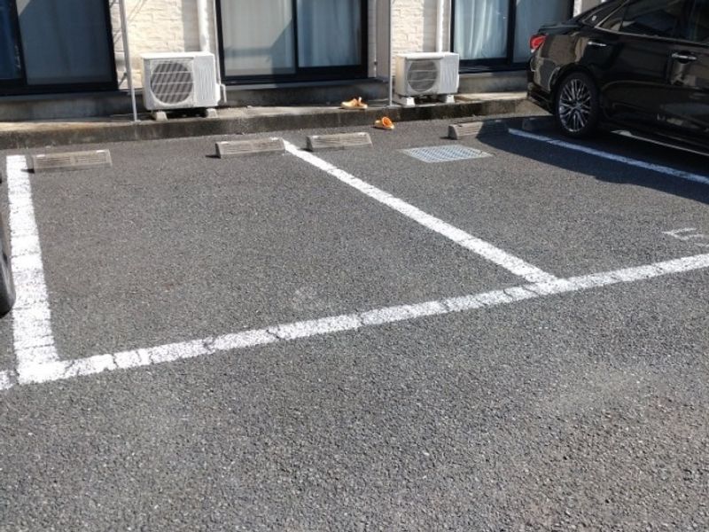 レオパレスコンフォートＫ２ 駐車場