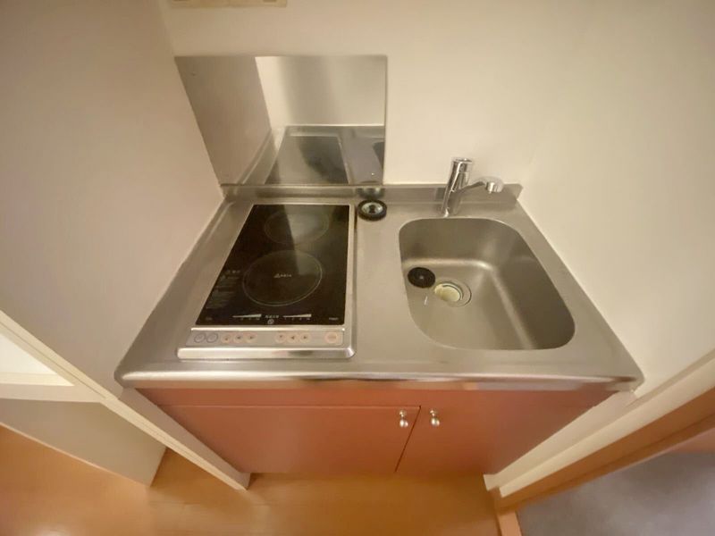 レオパレスプチクローバー キッチン