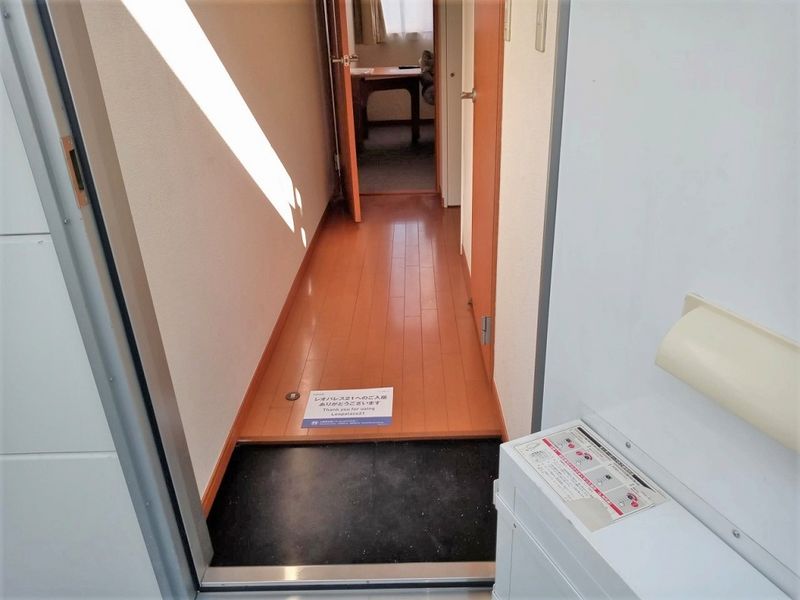 leopalace Inter 玄关