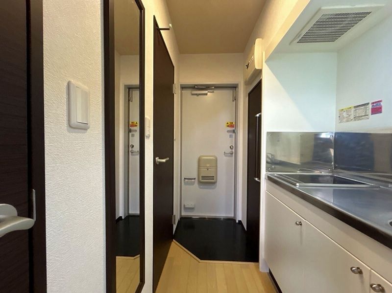 CLEINO Eminence Lối vào