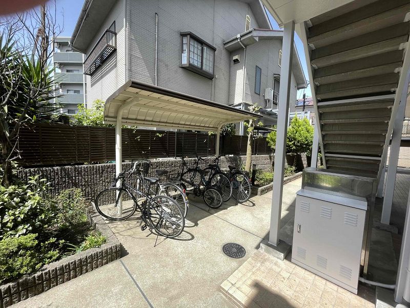 レオパレスハープコート 共用部分