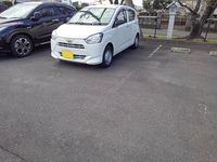レオパレスいずみ 駐車場