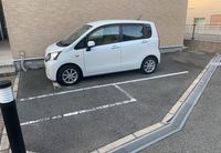 レオパレスメゾン　マドレーヌ 駐車場
