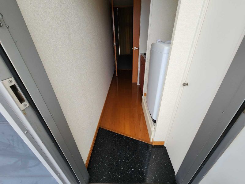 レオパレスアークＫ　Ｔ 玄関