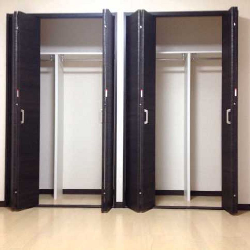 LEONEXT Excel Asahi VI Kho lưu trữ