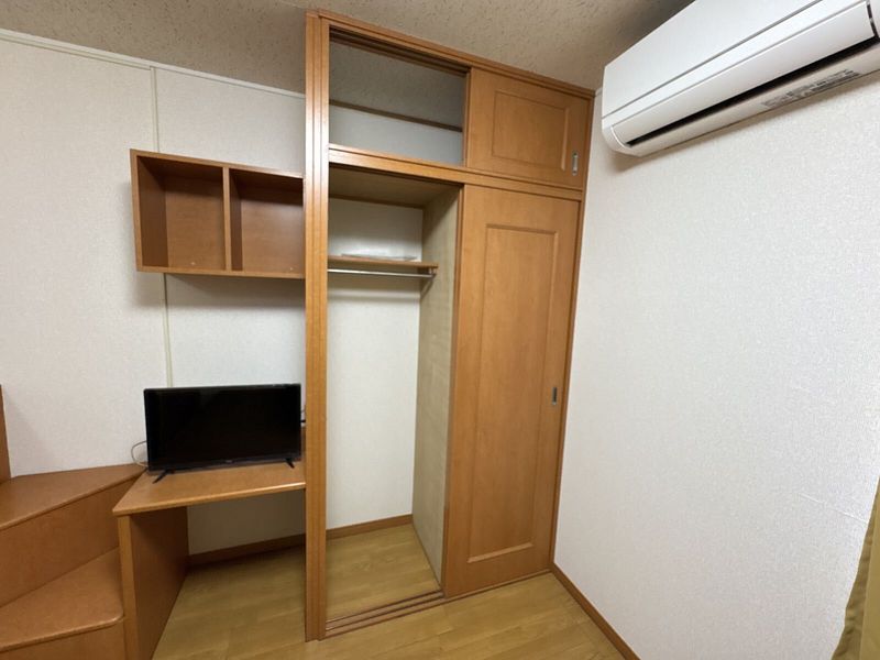 レオパレスアサクラⅡ 収納