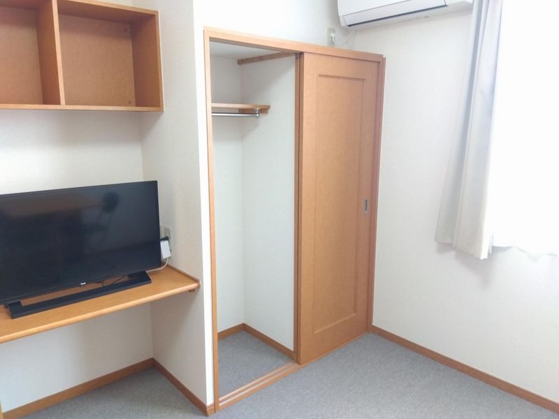 レオパレスハーモニー 収納