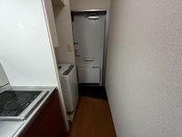 レオパレスコレマサ 玄関