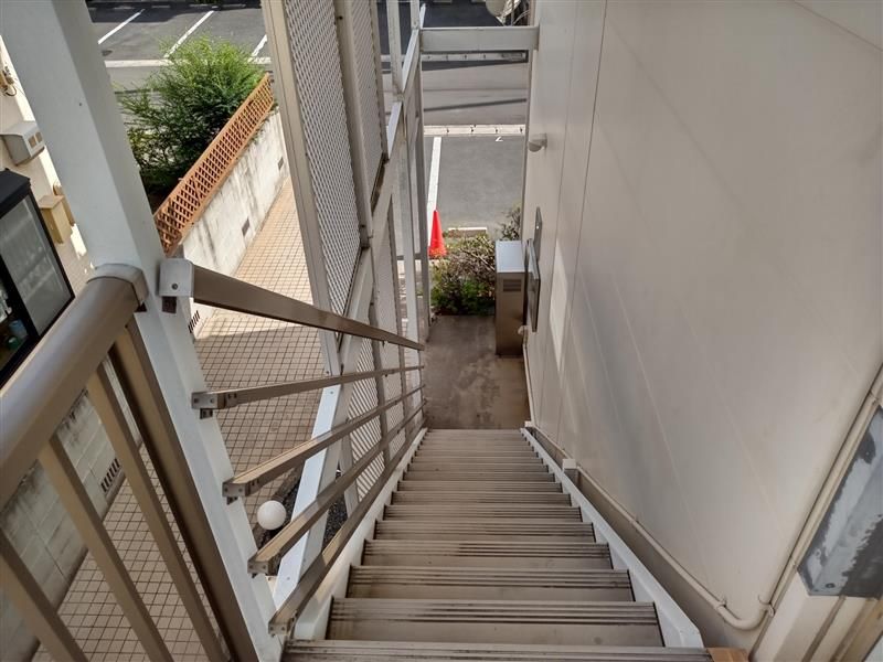 レオパレスシャルマン 共用部分
