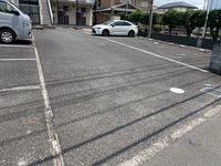 レオパレスシヴ 駐車場