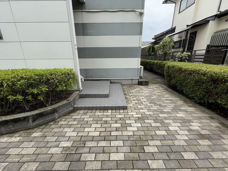 レオパレスステップｏｎｅ エントランス