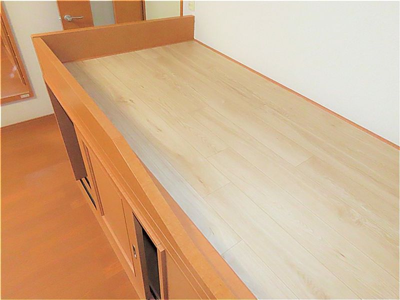 レオパレスクレスセント 寝室