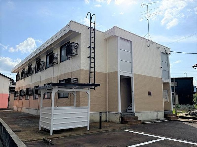 レオパレスクレール 外観