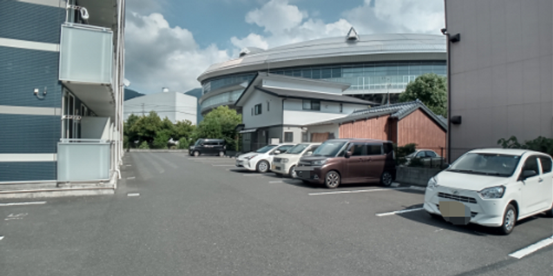 レオネクストドルチェイケベ 駐車場