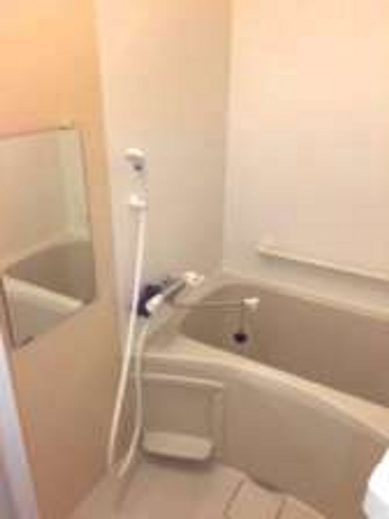 MIRANDA Happiness Room No 12 浴室