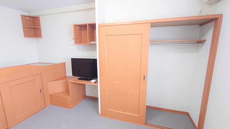 レオパレスやのい 収納