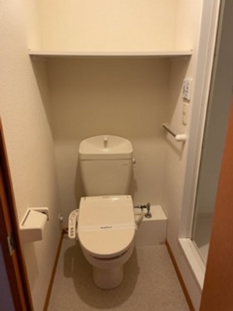 レオパレスコンファース輝 トイレ