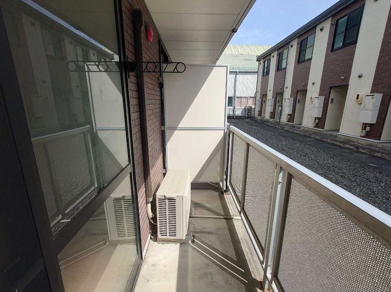 レオパレスバーン　ディーⅠ バルコニー