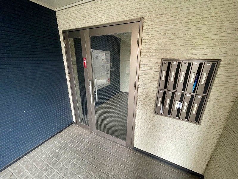 レオパレスソレイユ　Ｋ エントランス