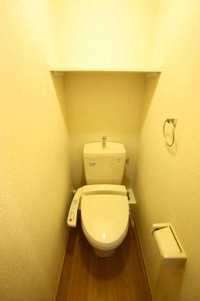レオパレスモン　トレゾール トイレ