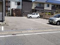 レオパレスとき 駐車場