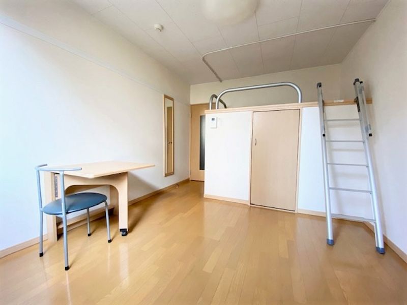 レオネクスト健 居間