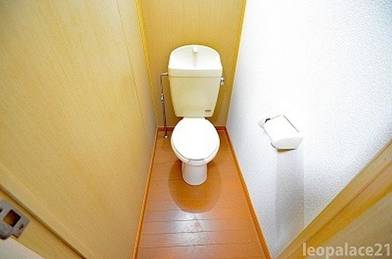 レオパレスオチュール トイレ