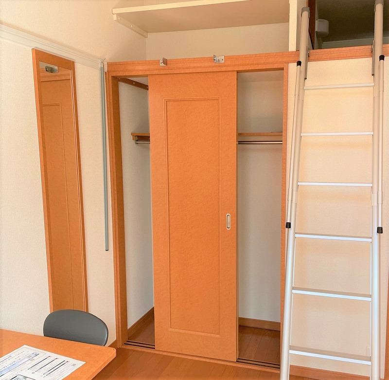 レオパレスエル　リーオ 収納