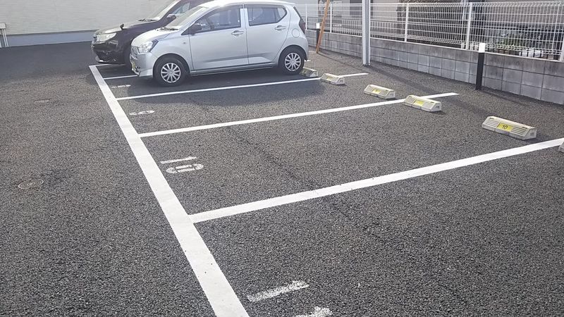 ミランダオリーブガーデンⅡ 駐車場