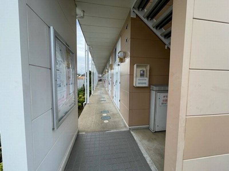 レオパレスＫ・Ｓアグリ壱番館 エントランス