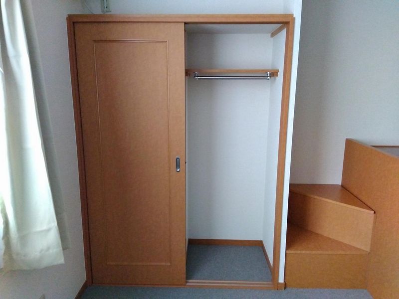 レオパレスカワシマ 収納