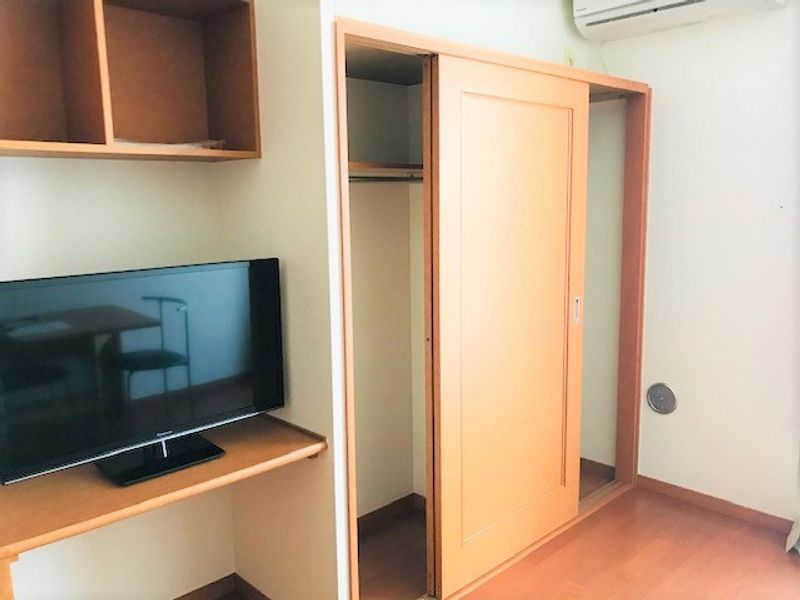 レオパレスプランドール 収納