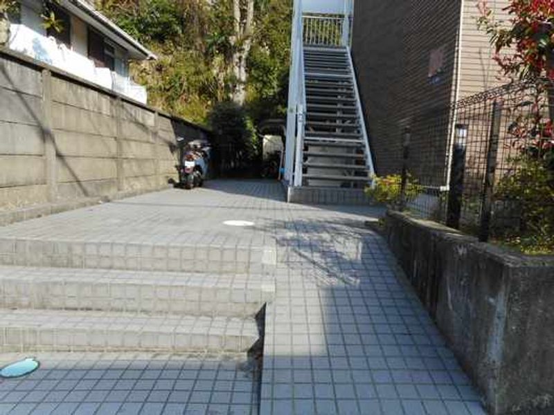 レオパレス鎌倉材木座 共用部分