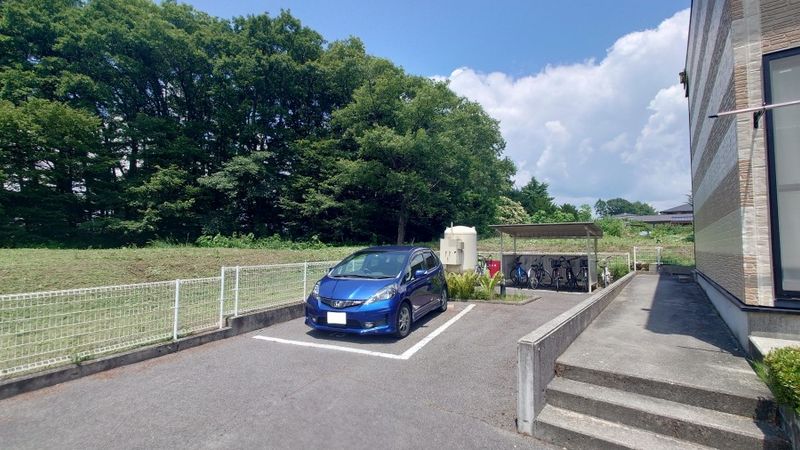 レオパレスＮｅｗ　ＳｏｕｔｈⅡ 駐車場