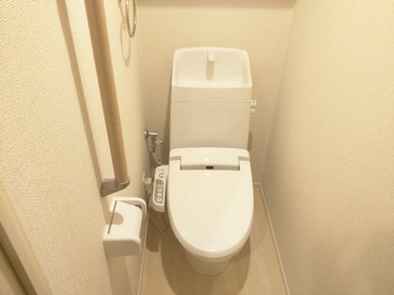 クレイノ中村本町 トイレ