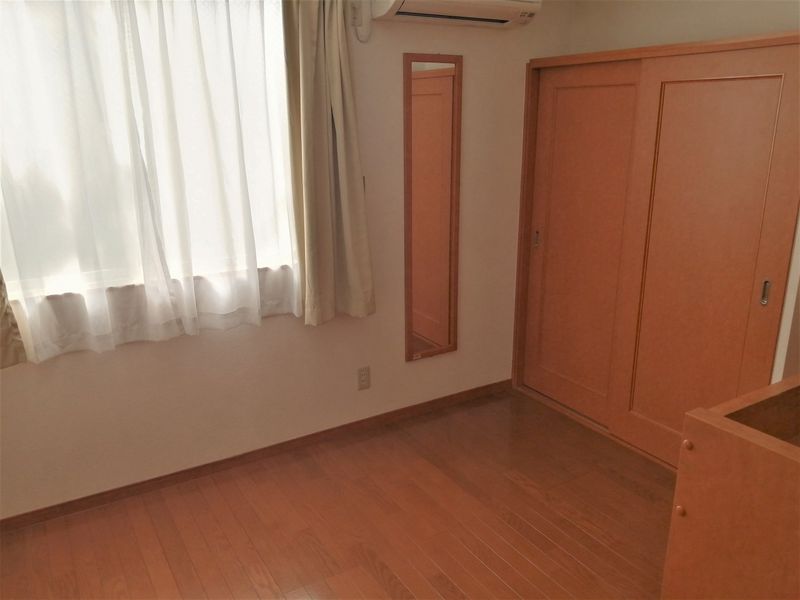 レオパレスベルフォーレ 居間