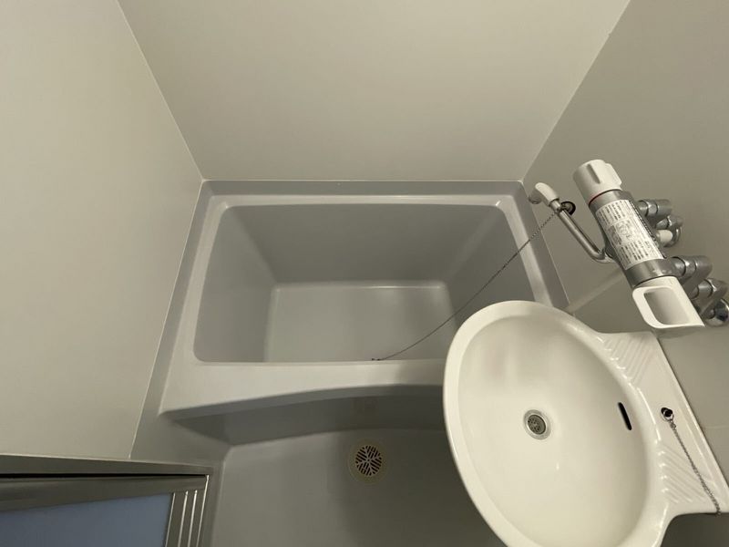 レオパレスフローリッシュ 風呂