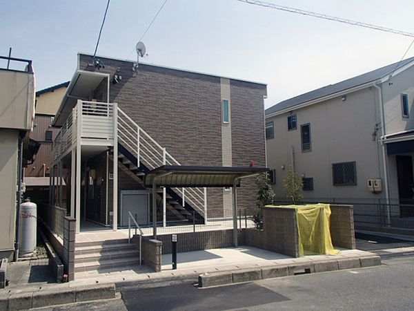 レオネクストベルいなば 外観