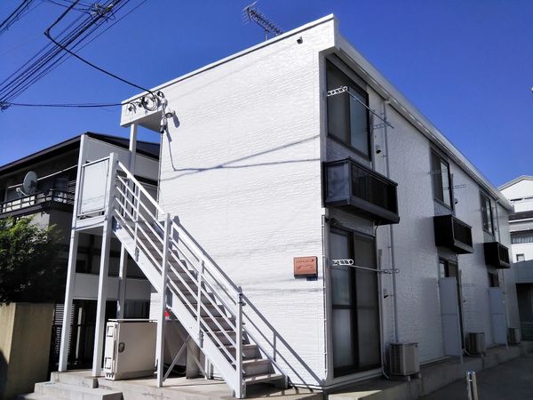 レオパレスカンナ 外観