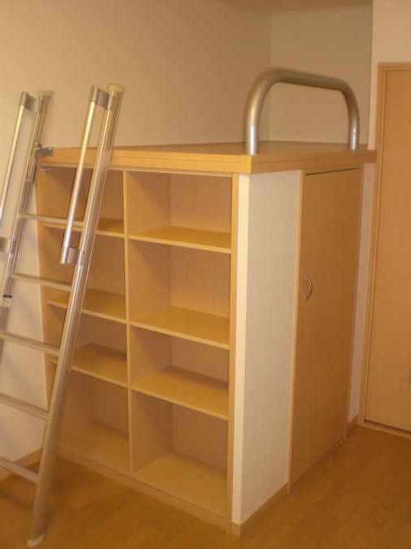 レオパレスカサデルソルⅢ 居間