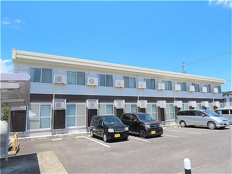 レオパレス松代海津 外観