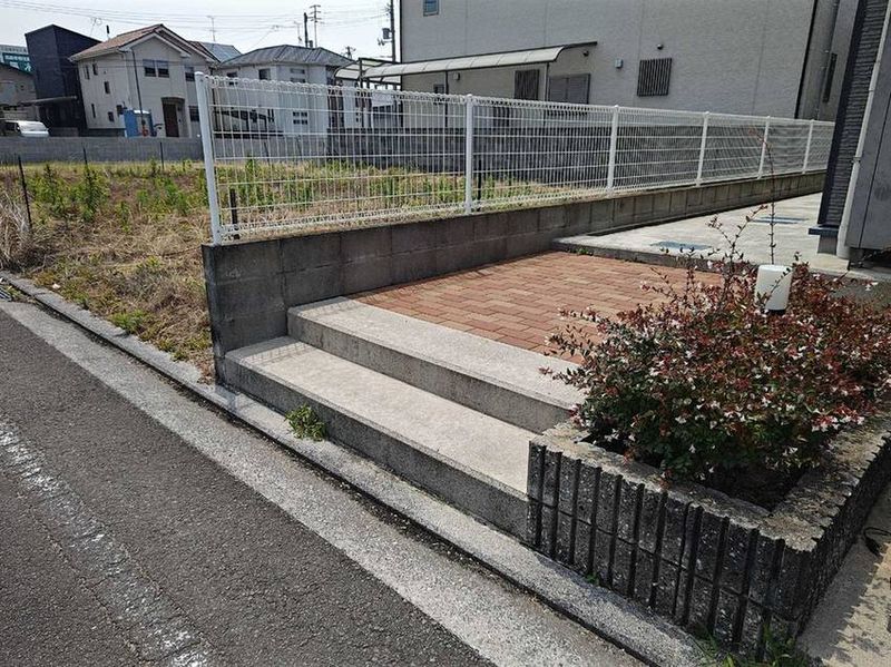 レオパレス馬木 エントランス