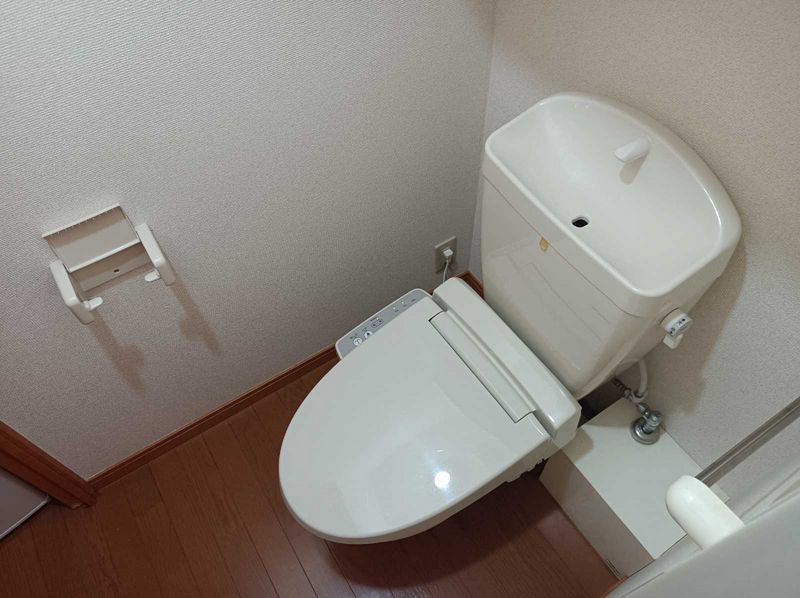レオパレスウィンドバレイ　永吉 トイレ