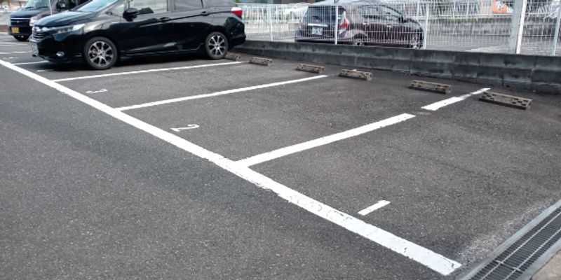 レオパレス南小倉 駐車場