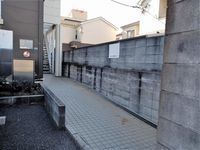 レオパレスプラム エントランス