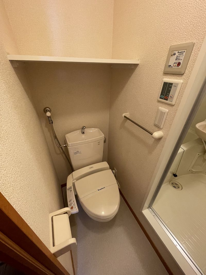 レオパレスグリーンヒル トイレ